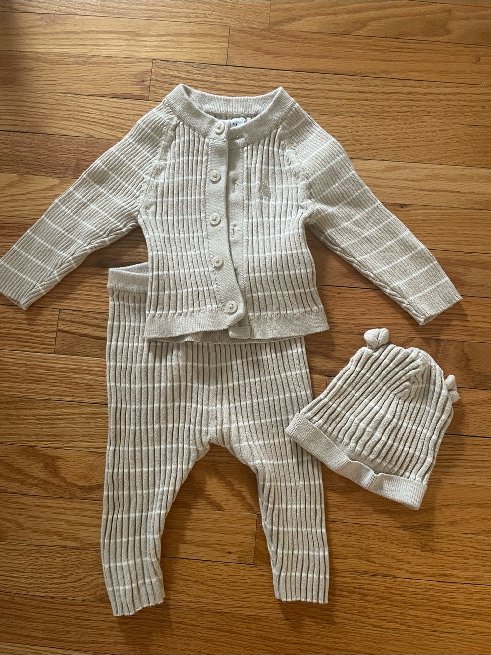 Baby gap Ribbed Baby Set with Hat – Cream